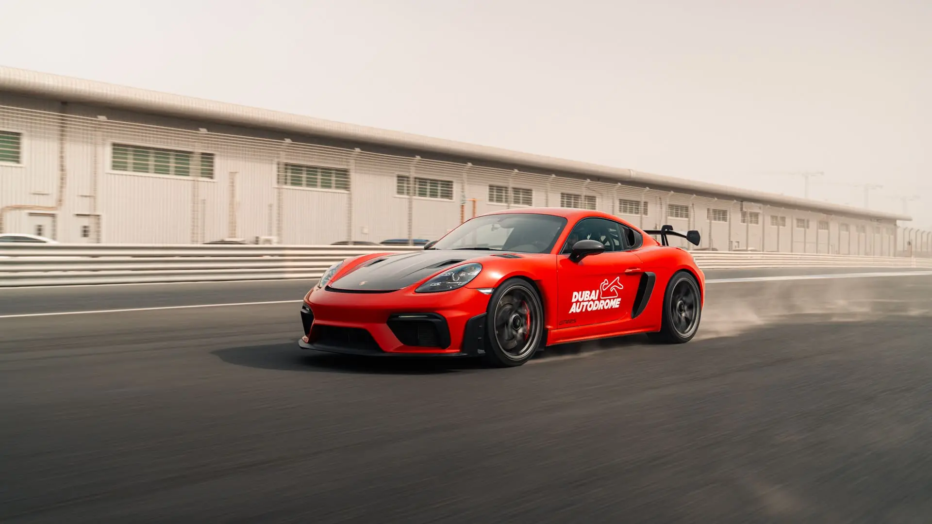 dubai autodrome driving experiences