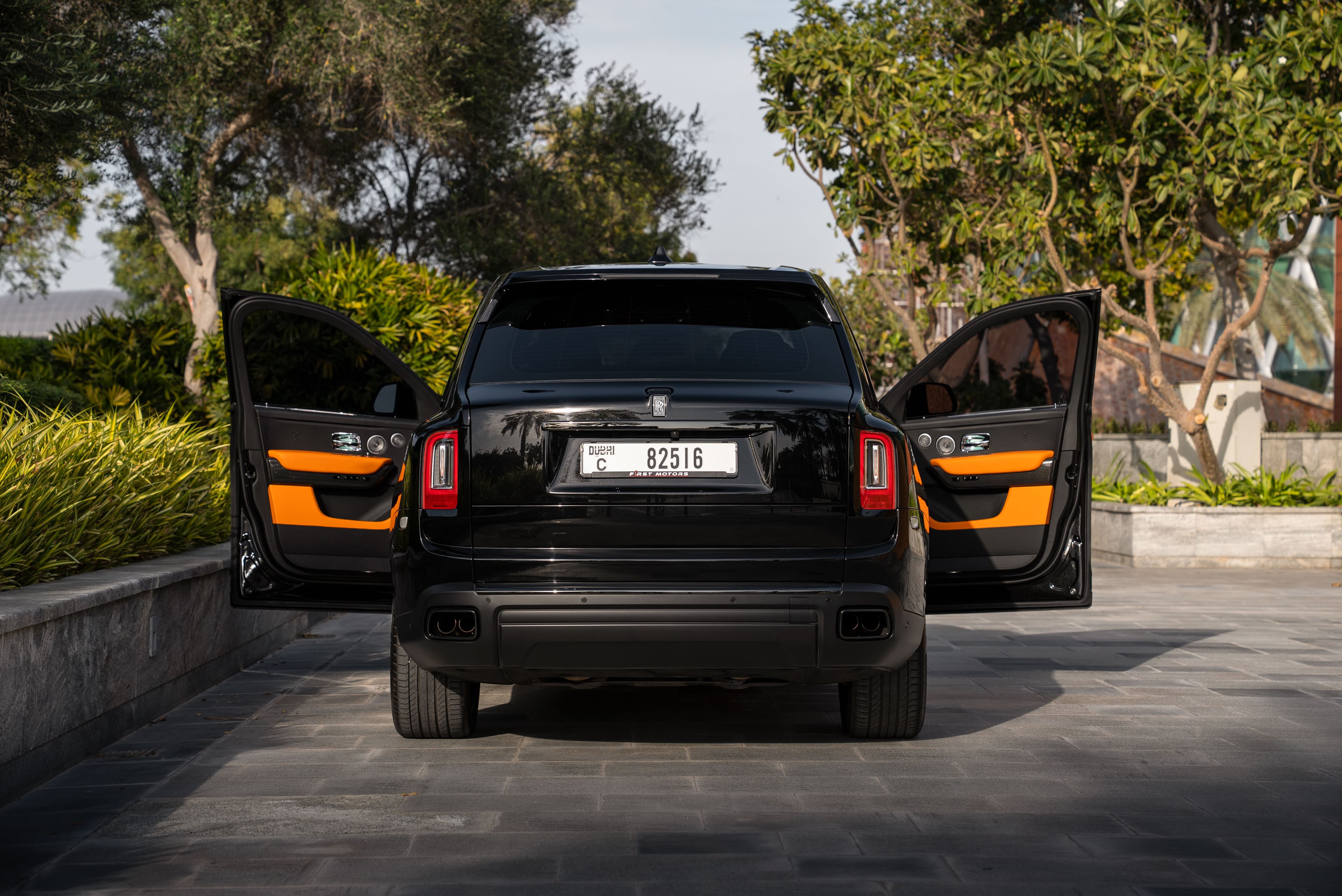 rolls-royce cullinan black badge